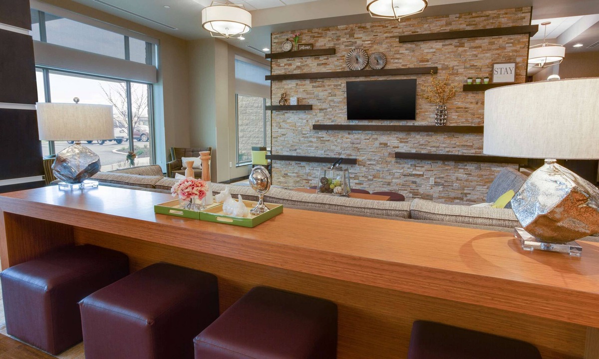 South Hills Hotel | Drury Inn & Suites Pittsburgh Airport Settlers Ridge