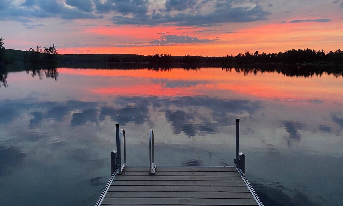Machar Cottage | Eagle Lake (Near Sundridge and South River ON) Large Private Lakefront Cottage