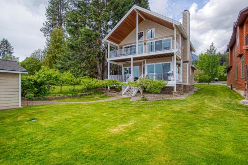 East Hope House | Ellisport Bay House (Main Home)