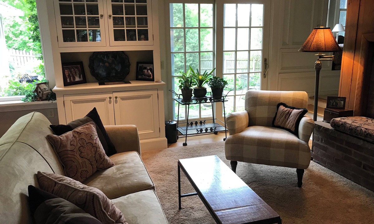 Cazenovia House | Enchanting circa 1860 House in Cazenovia Village