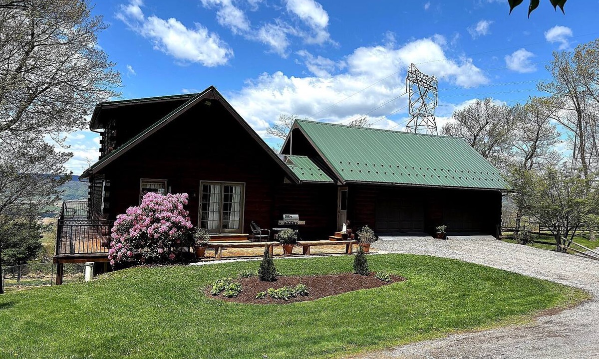 Belleville Cabin | Enjoy a beautiful log cabin overlooking Belleville, PA with stunning views