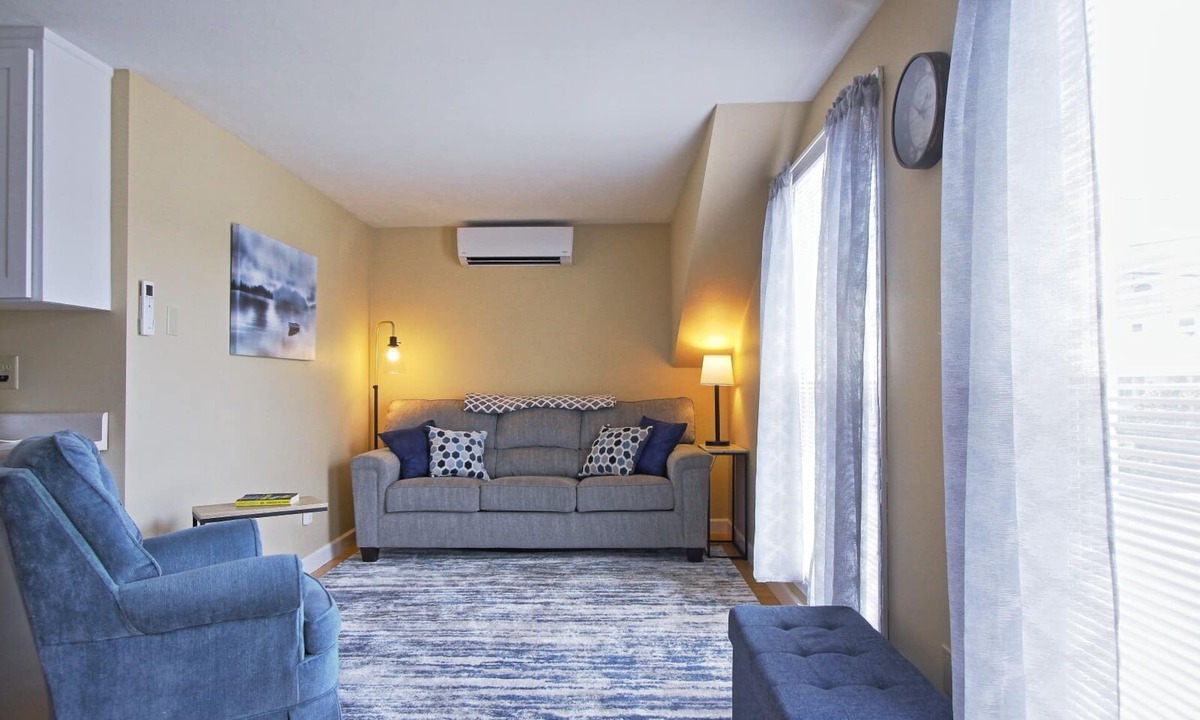 Palmyra Apartment | Entire apartment, close to Hershey