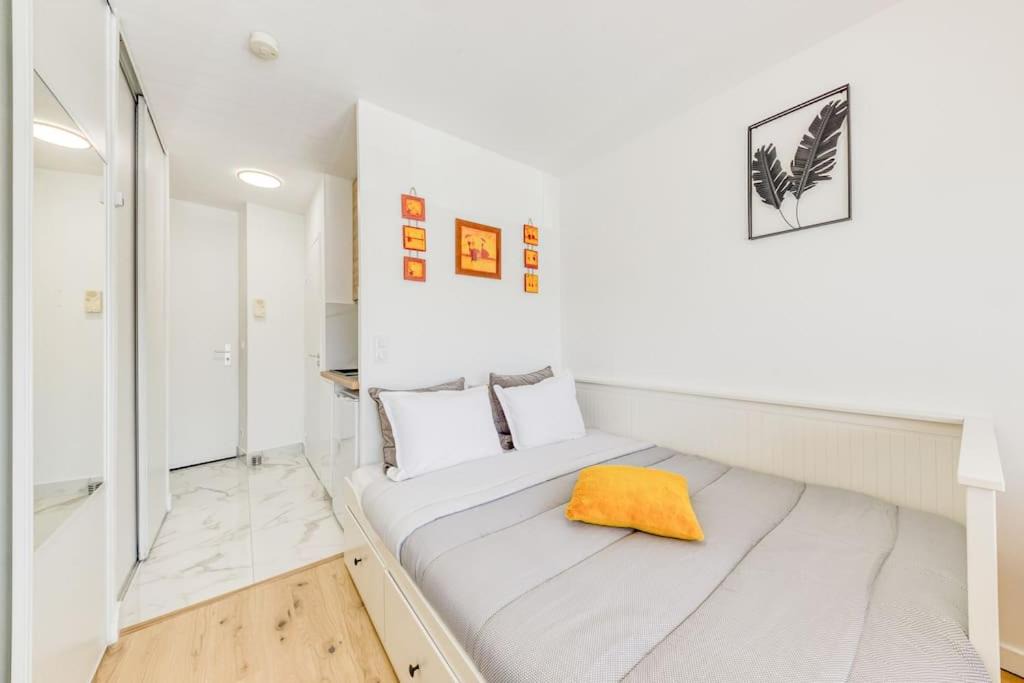Chaville Apartment | Entre Paris et Versailles