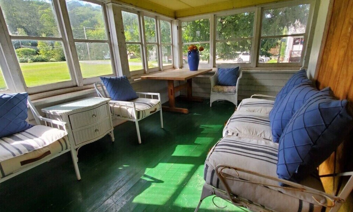 Equinunk House | Equinunk