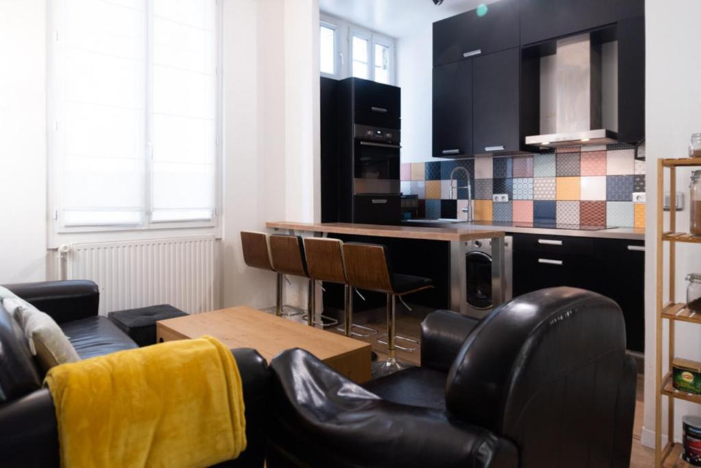 Pere Lachaise Apartment | Exceptional studio close to PERE LACHAISE