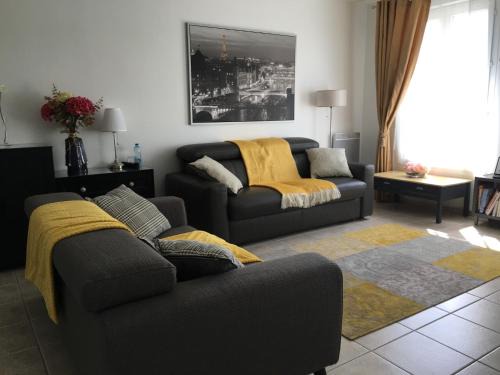 Serris Apartment | F&B's Home Disneyland Paris