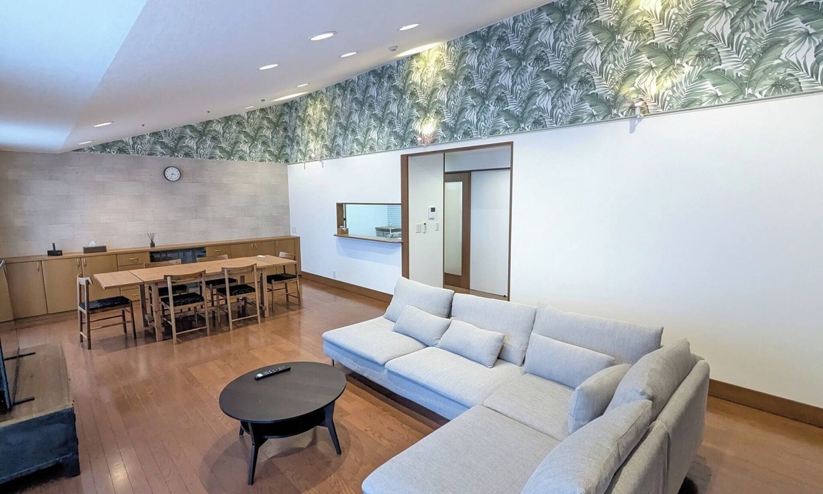 Funabashi Apartment | F062 A bright and calming interior A spacious r/Funabashi Chiba