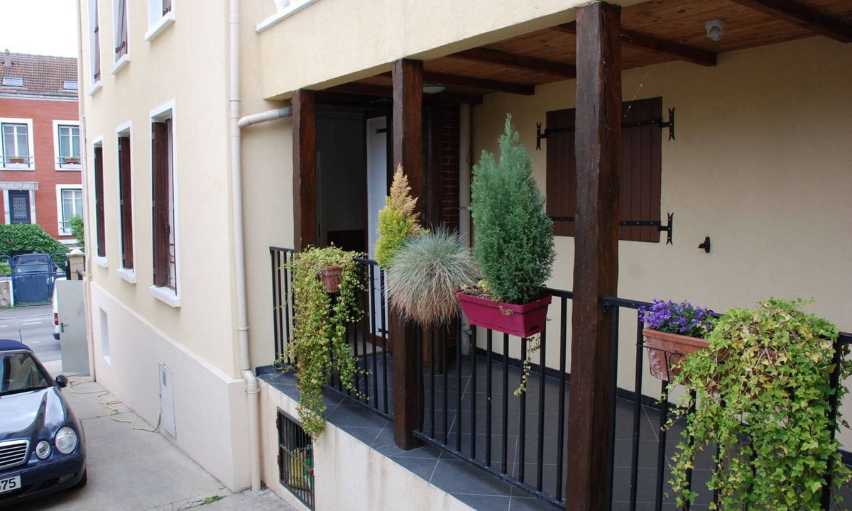Rosny-sous-Bois Apartment | F2 30m2 in Rosny sous bois zone