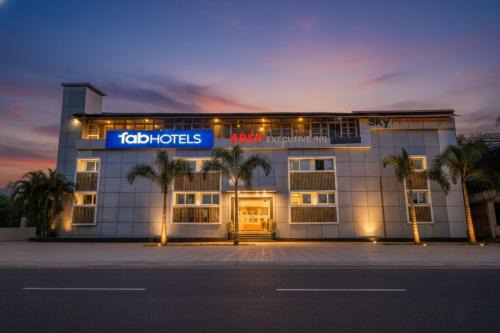 Kolegaon Hotel | FabHotel Arsh Executive Inn