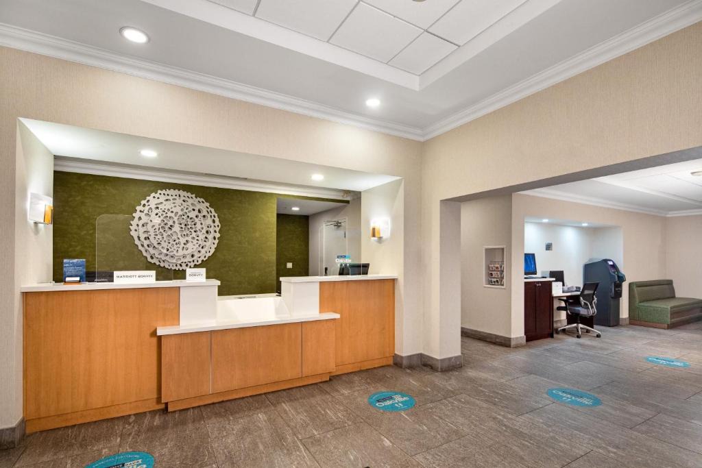 Clearview Hotel | Fairfield Inn by Marriott Toronto Oakville