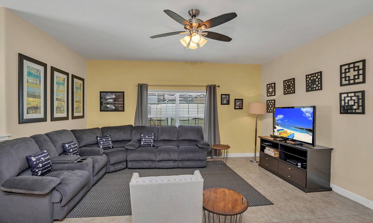 California Palm | West Kissimmee