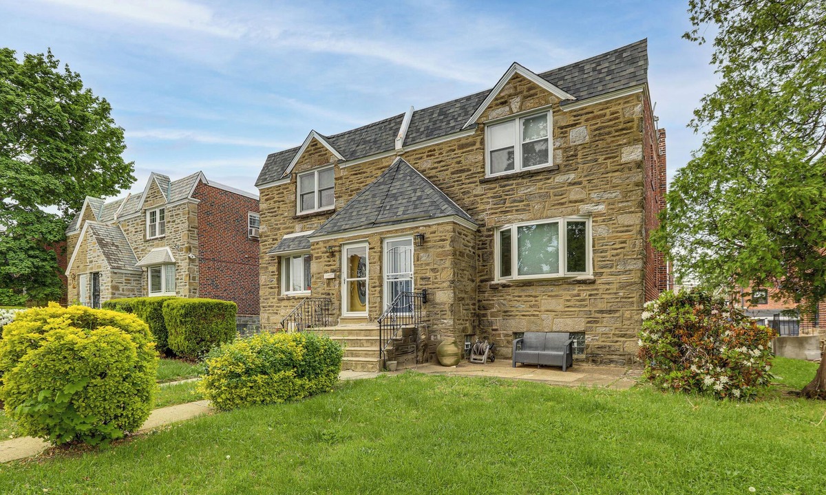 North Philadelphia House | Family-Friendly Getaway: 11 Mi to Dtwn Philly