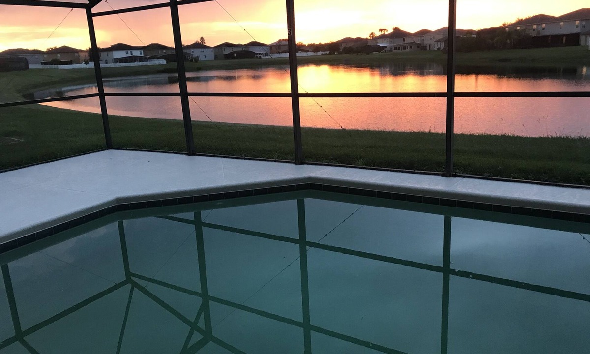 Kissimmee House | Family friendly,Private Pool ,Golf, Pet Friendly,10 minutes to Orlando airport