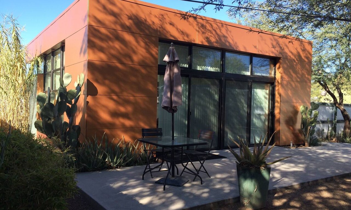 Grant - Glenn Apartment | Featured in Sunset Magazine, Copper House is one of a kind