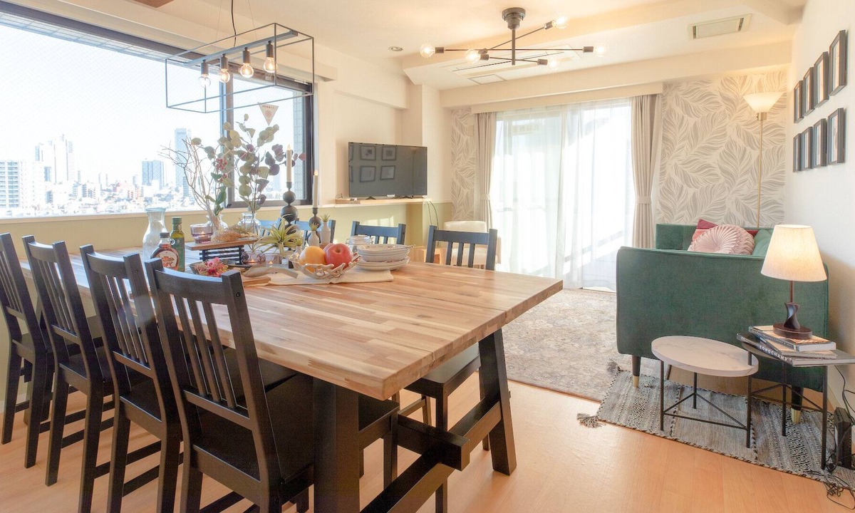Nakano Apartment | Feel rich / Room 801 / Spacious 3LDK, 12 people / 5 minutes from the station / In front of the family restaurant / 5 minutes at the convenience store / Wi-Fi available