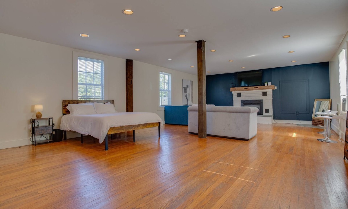 Fly Creek House | Fly Creek Estate- 5BD 3BA, 10 Mins to CDP