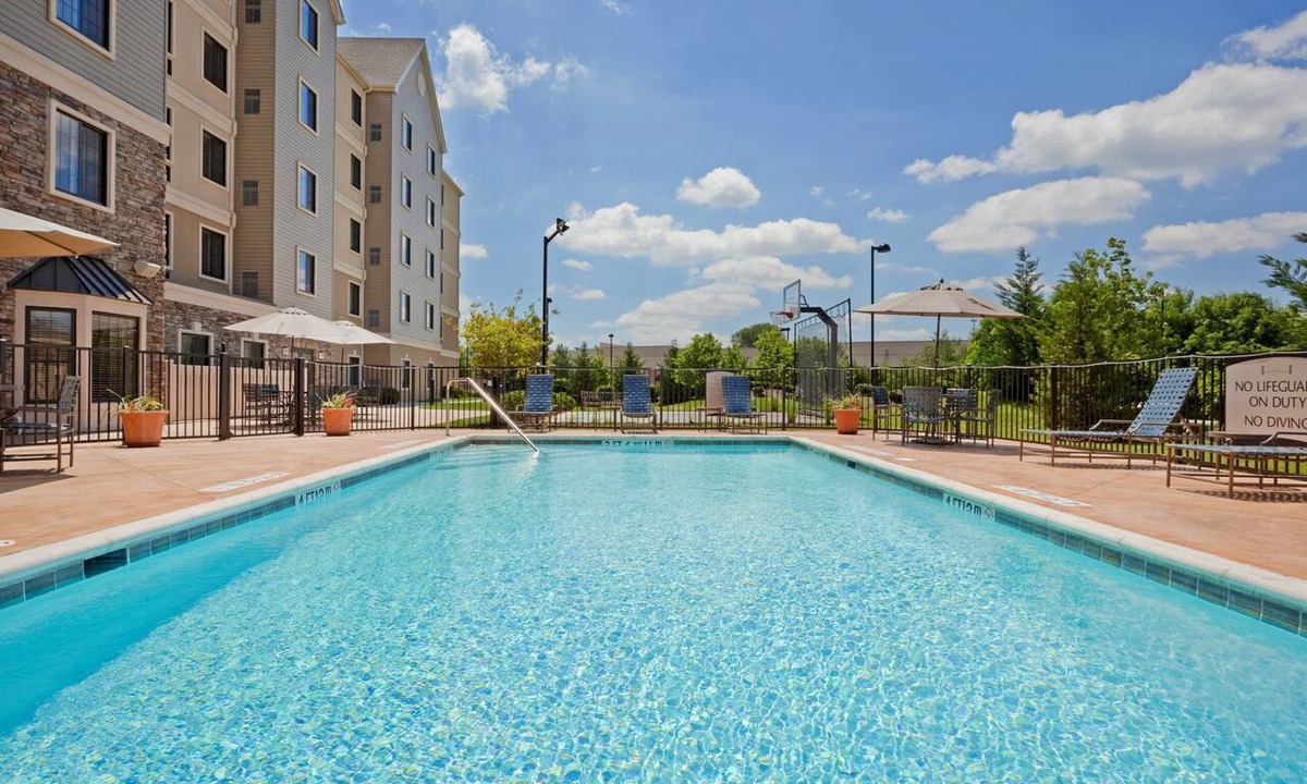 Concordville Condo | Free Breakfast. Seasonal Outdoor Pool. Gym. Great for Business Travelers!