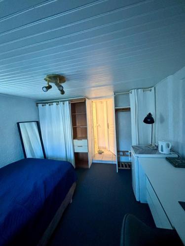 Le Blanc-Mesnil Apartment | Fully equipped independent room! Chambre indépendante équipée !