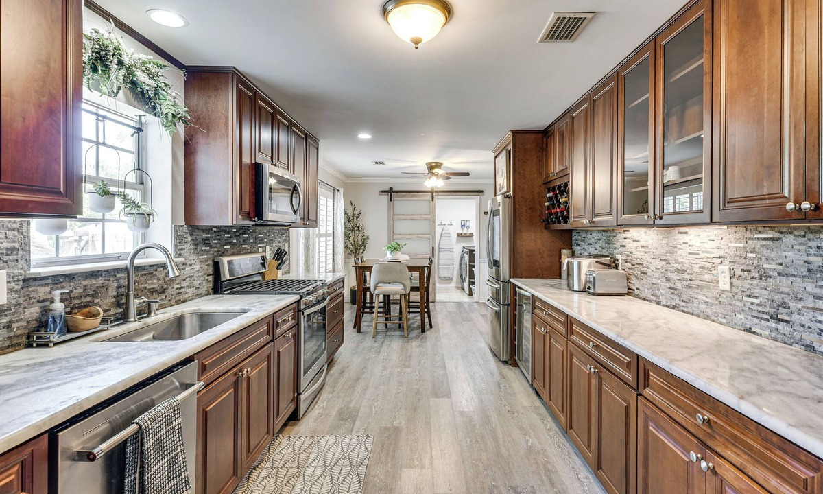 Mary Esther Cottage | Game Room, Private Pool! Family Gem in Mary Esther