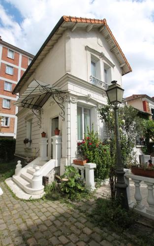 Aulnay-sous-Bois Villa | Gite Villa Fauvette 2 min to RER B train station