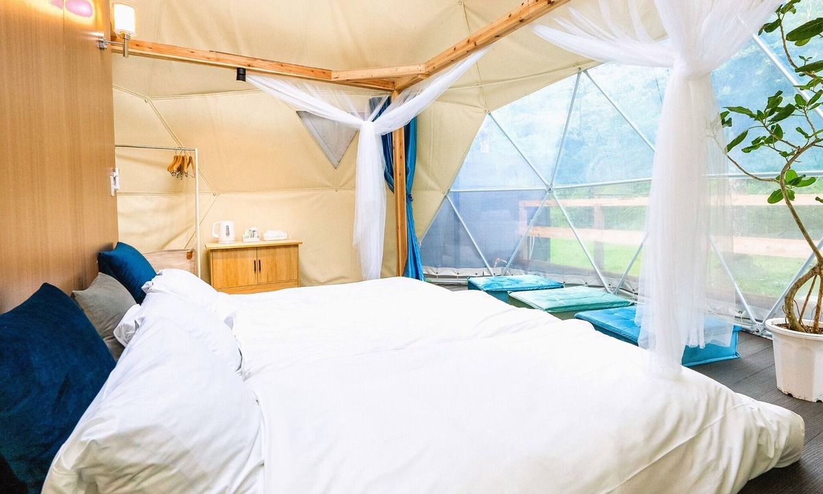 Yamakita Hotel | Glamping dome tent with toilet and semiopenair bath Pets allowed Room without meals plan/Ashigarakamigun Kanagawa
