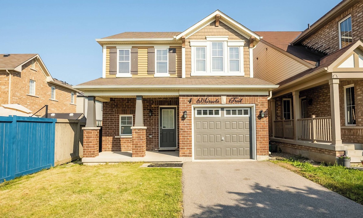 Brampton Villa | GLOBALSTAY. Modern 3BR House in Brampton. BBQ, parking