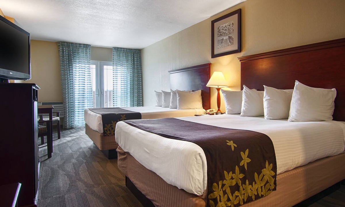 Dewey Beach Hotel | Gold Leaf Hotel of Dewey - Rehoboth Beach
