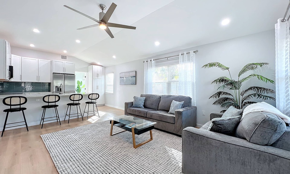 Laurel Park House | Gorgeous Downtown Sarasota, Historic Laurel Park Home.