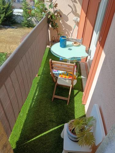 Bondy Apartment | GRAND PARIS, private parking, balcony and metro, 24 hours self checking