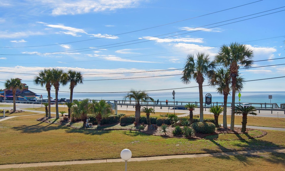 Miramar Beach House | Ground floor, Across from the Beach, Free Beach Service, Pool