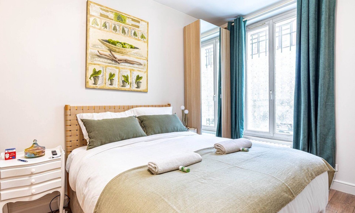 Les Puces de Saint-Ouen Apartment | GuestReady - Modern cosy stay near attractions
