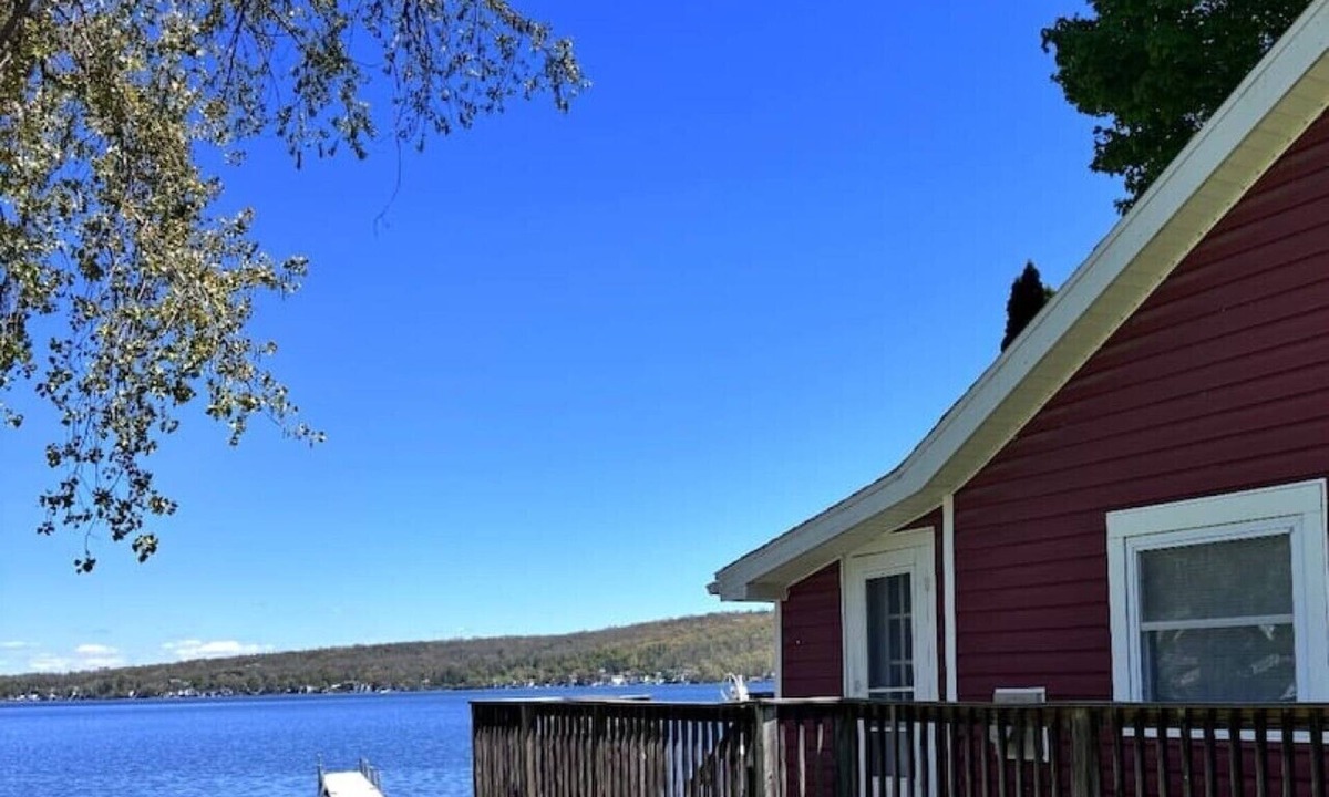 Conesus House | Håvn Cottage on Conesus Lake