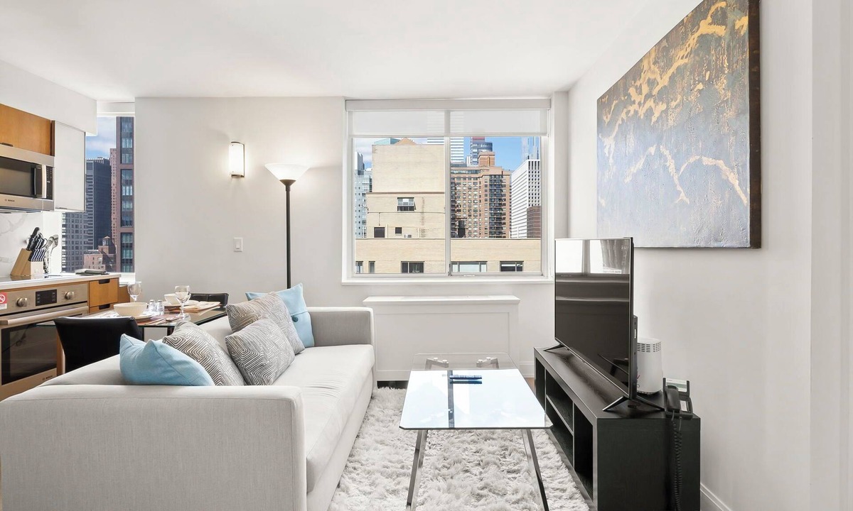 Sutton Place Apartment | Half a block from the East River! Pet friendly 1BR nr Parks
