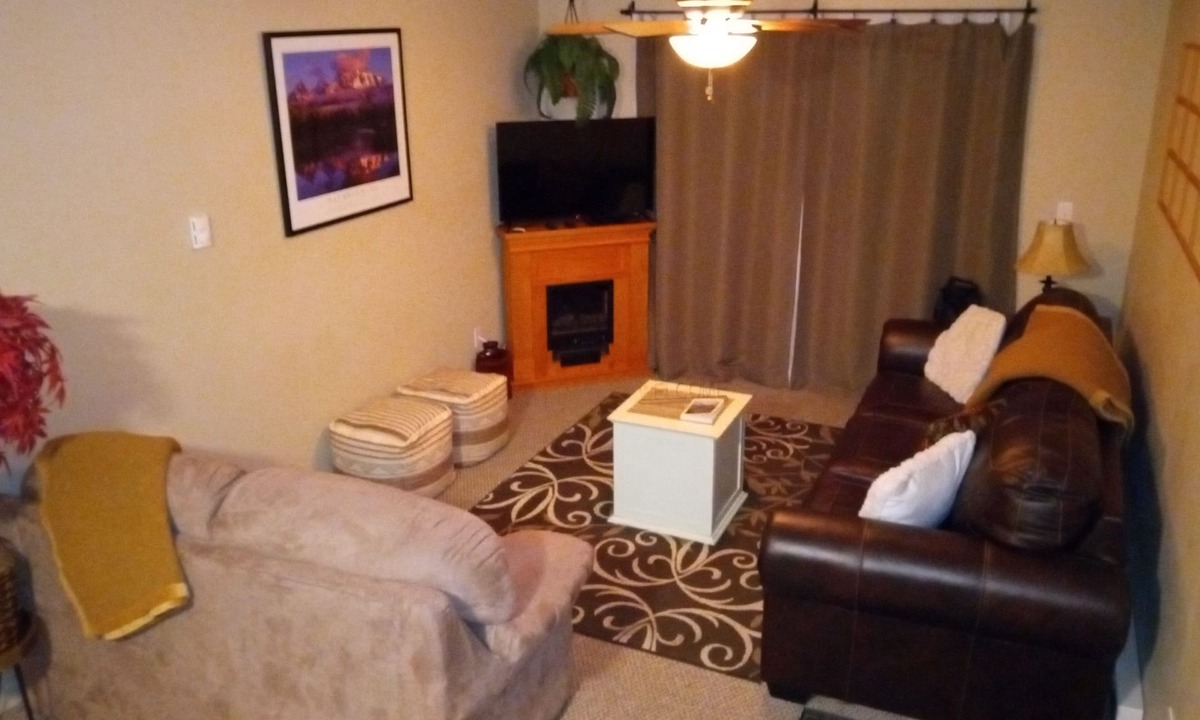 Durango Condo | Half way there,15 minutes to skiing at Purgatory or dining & shopping in Durango
