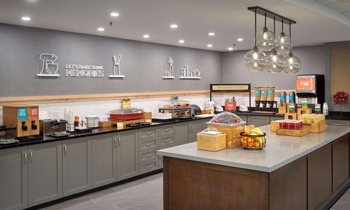 Mechanicsburg Hotel | Hampton Inn by Hilton Harrisburg West