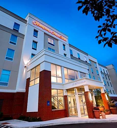 South Hills Hotel | Hampton Inn & Suites Pittsburgh Airport South/Settlers Ridge
