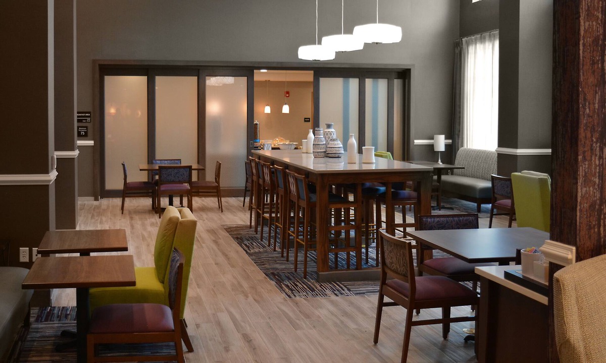 Moylan Hotel | Hampton Inn & Suites Philadelphia/Media