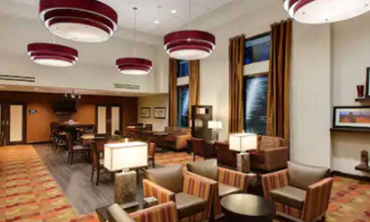 Chandler Hotel | Hampton Inn & Suites Phoenix Chandler-Fashion Center AZ