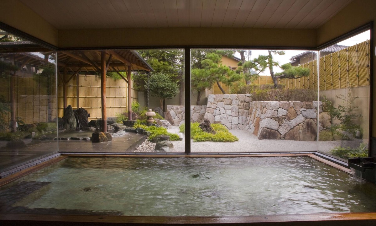 Sakushu Musashi Onsen House | Hananoyado Nishikien