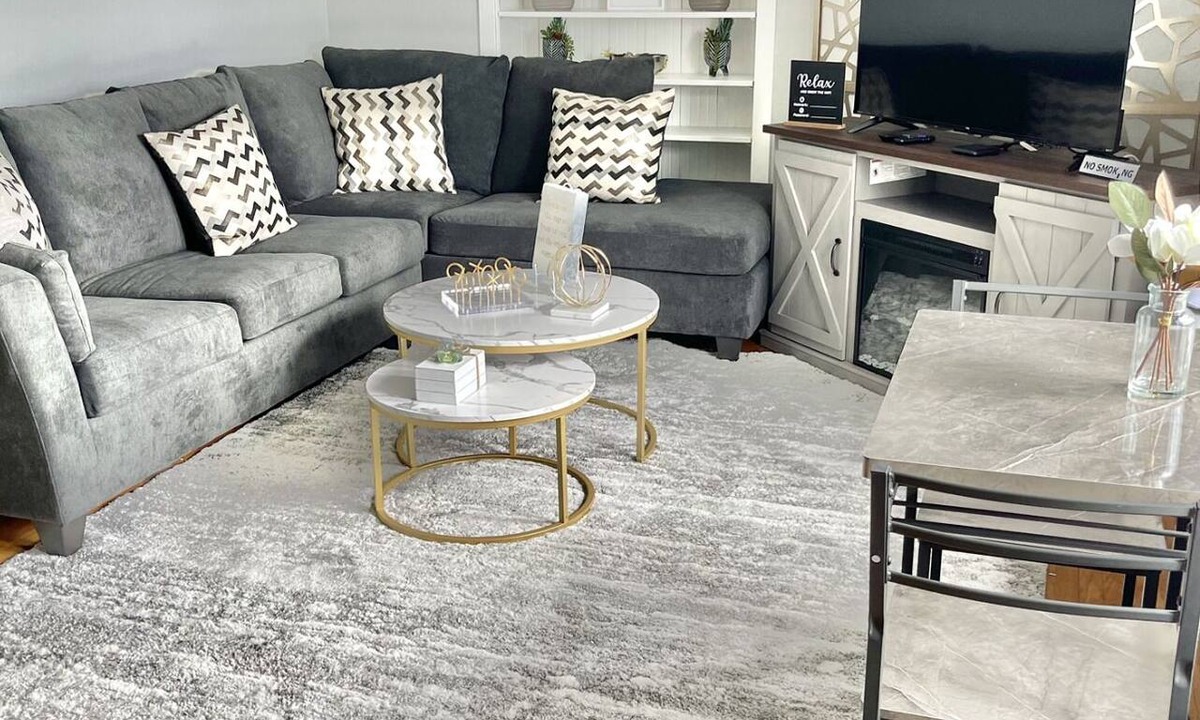 Downtown Harrisburg Apartment | Harrisburg Historic River View Apt