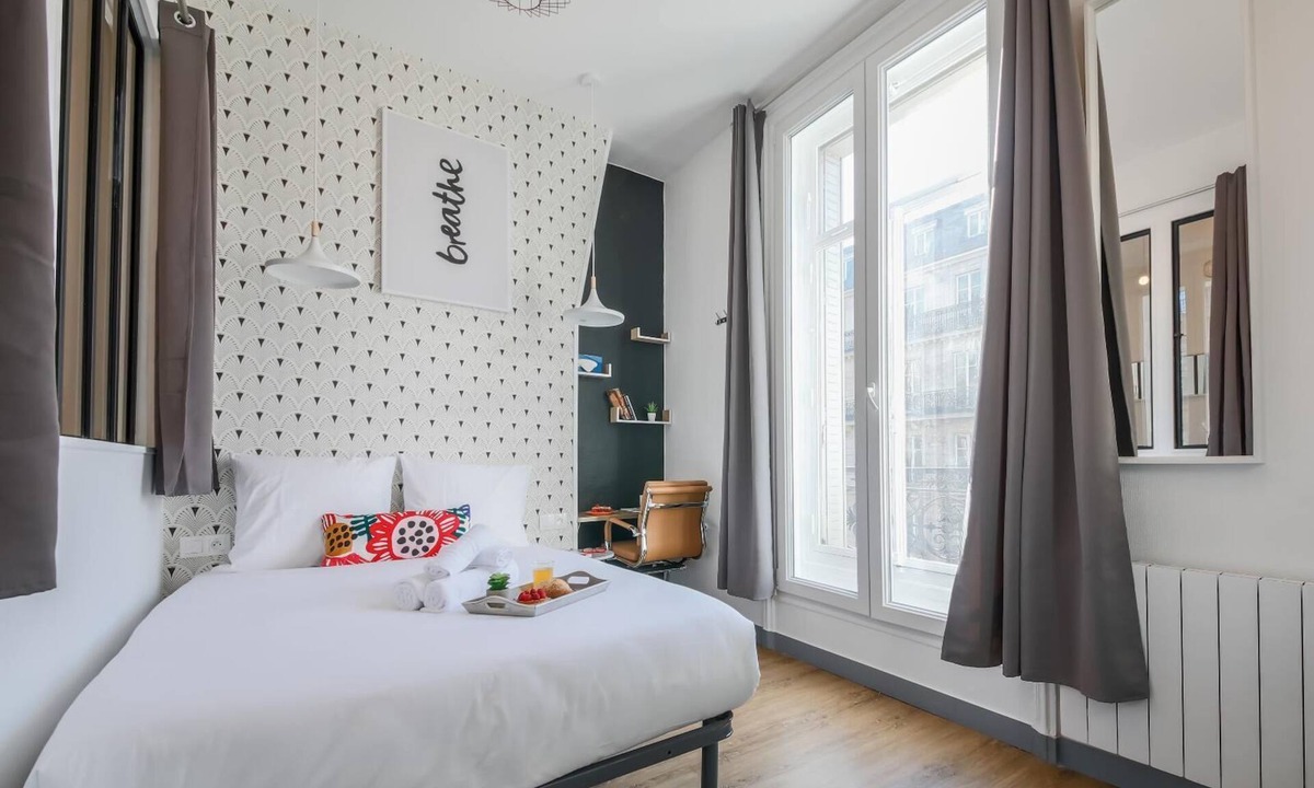 Chaussee-d'Antin Apartment | Haussmann - La Fayette 34 : cosy apt. for 2