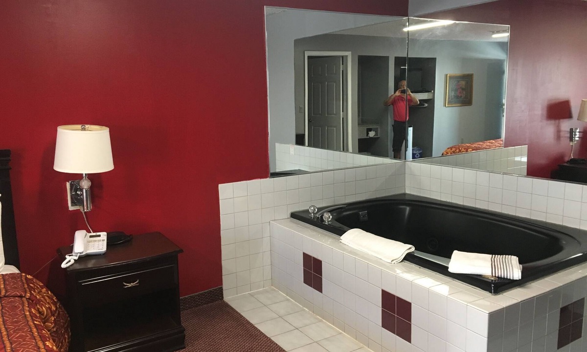 Galloway Hotel | Haven Inn and Suites