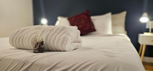Rhinebeck Village Business District Apartment | Hibiscus Suite - Private Studio Apartment in Rhinebeck Village