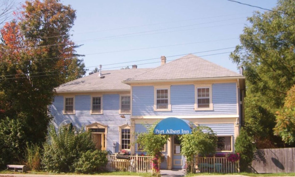 Port Albert House | Historic Inn Vacation Rental