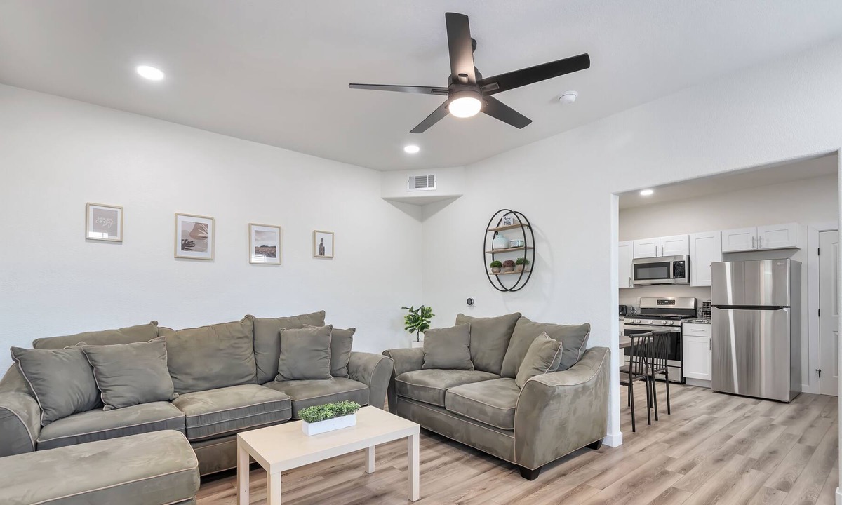 Rincon Heights House | Historic 2-Bedroom Townhouse close to campus