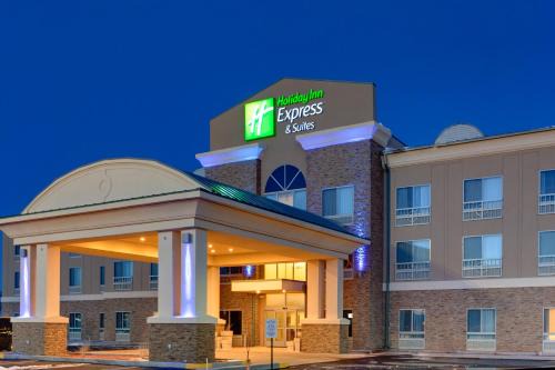 Grants Hotel | Holiday Inn Express Hotels Grants - Milan by IHG