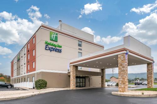 Lickdale Hotel | Holiday Inn Express Jonestown Ft Indiantown Gap by IHG