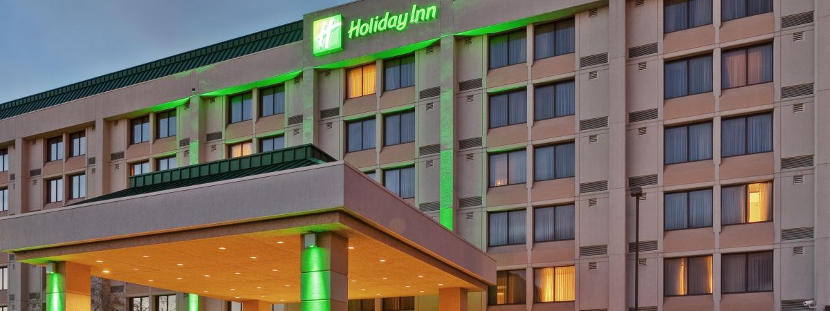Sheridan Hotel | Holiday Inn Express & Suites Mississauga-Toronto Southwest, an Ihg Hotel