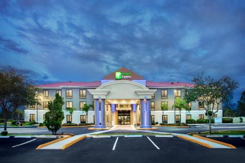 Holiday Inn Express Hotel | Sebring