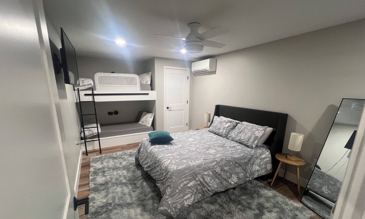 Centre Hall Apartment | Home Away from Home- Happy Valley